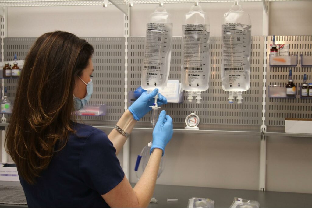 Nurse preparing the IV Vitamin Drip Therapy in Houston Texas